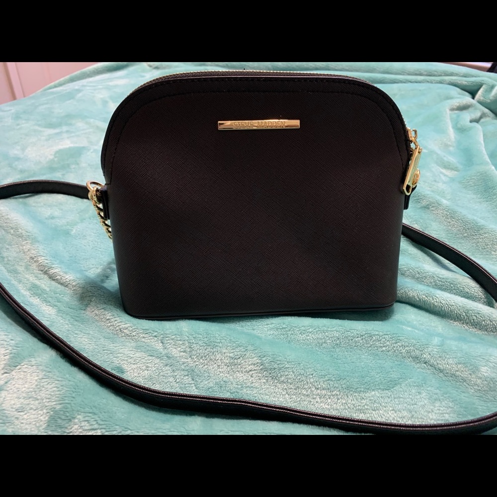 Steve Madden Black Dome shaped crossbody